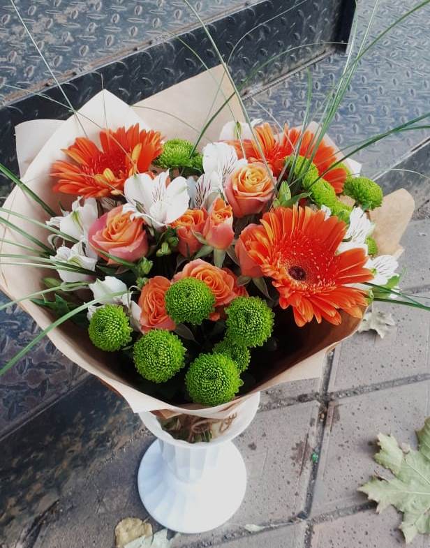 Букет цветов из: Герберы, Хризантемы, Альстромерии и Розы в Юрцово