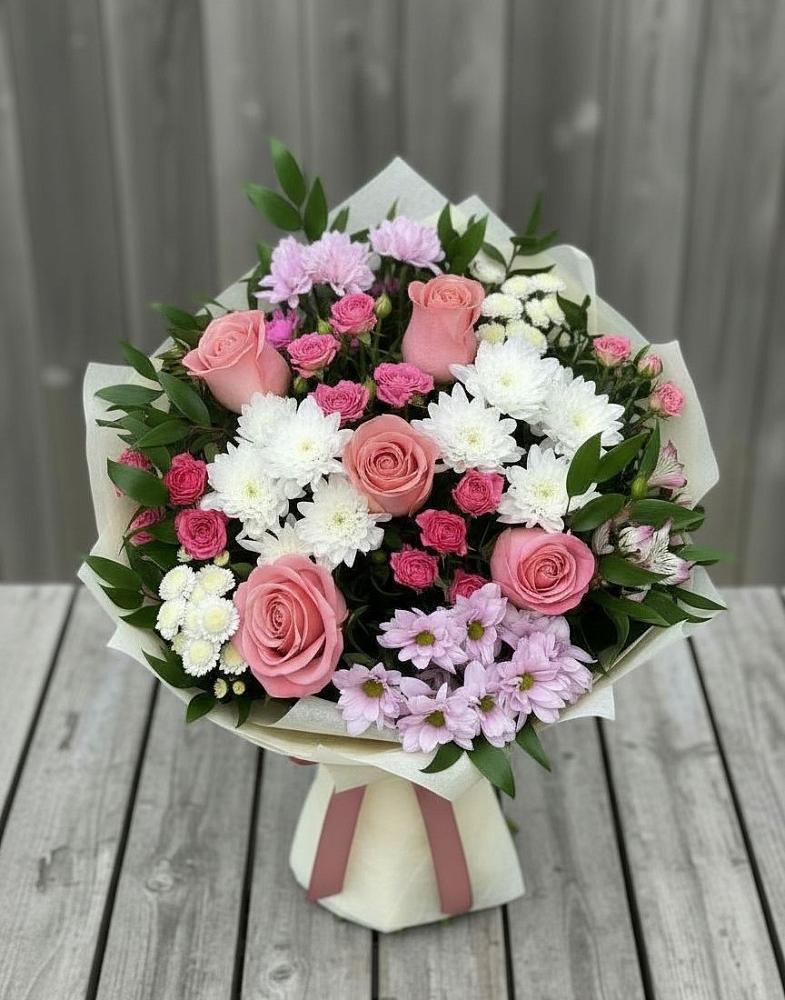 Букет цветов из: Альстромерии, Гвоздики, Розы и Хризантемы в Юрцово