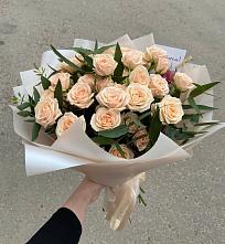 Букет Кремовые розы Латте в Юрцово