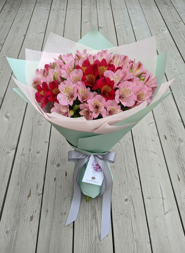 Букет цветов из: Альстромерии в Юрцово