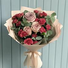 Букет цветов из:  Гвоздики и Розы в Юрцово