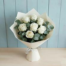 Букет Белые розы в Эвкалипте в Юрцово